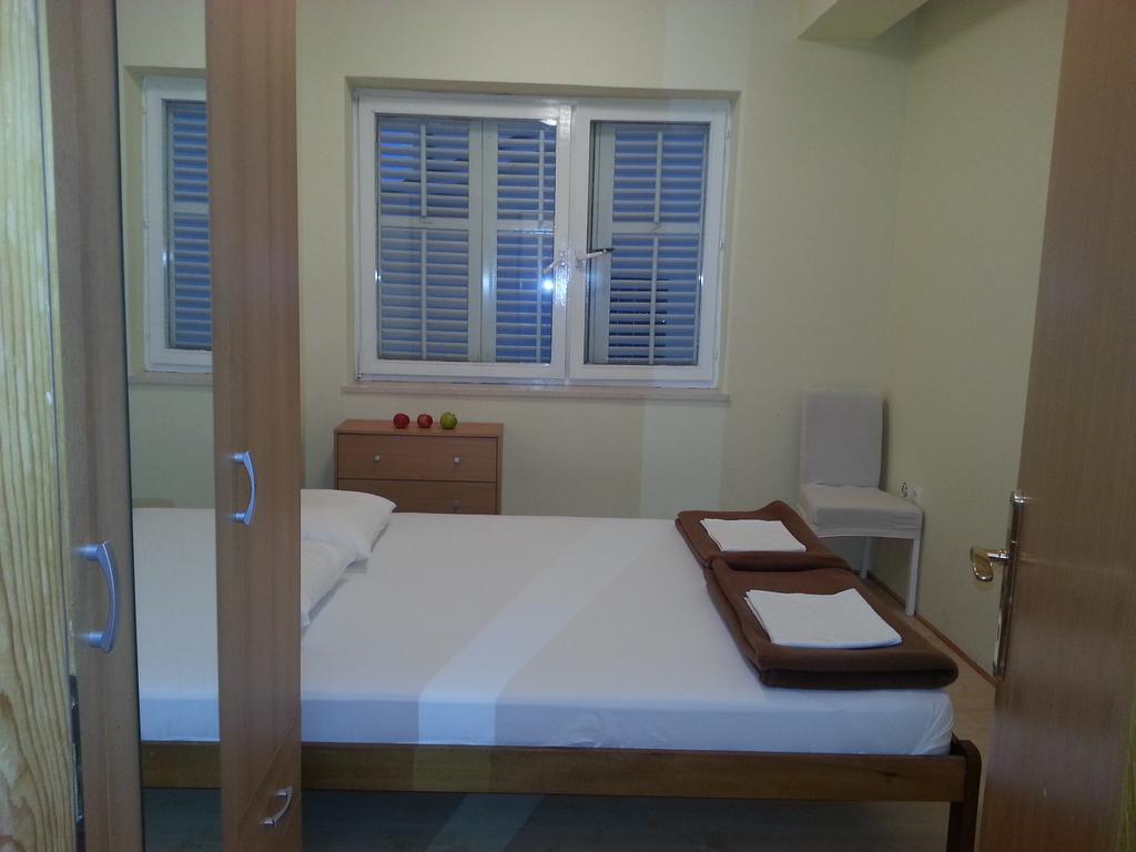 Apartmani Ante ซริกเวนิซา ภายนอก รูปภาพ
