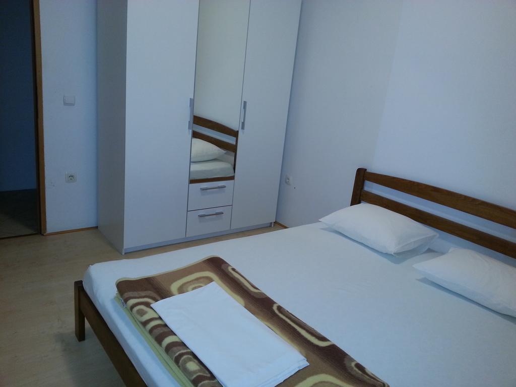 Apartmani Ante ซริกเวนิซา ภายนอก รูปภาพ