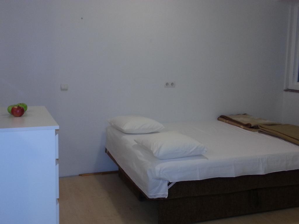 Apartmani Ante ซริกเวนิซา ภายนอก รูปภาพ